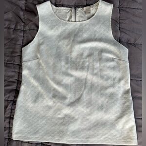 Banana Republic women’s white high-neck textured tank top size M